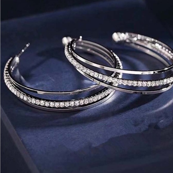 NEW 925 STERLING SILVER HOOP EARRINGS WITH CUT STONES - Picture 2 of 4